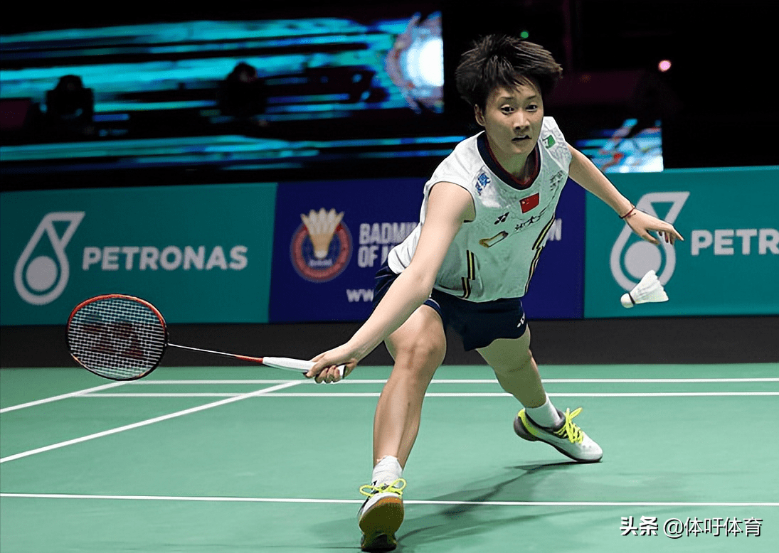 爱游戏官方-日本队翻盘马来西亚队，黄鸭组合刷新纪录