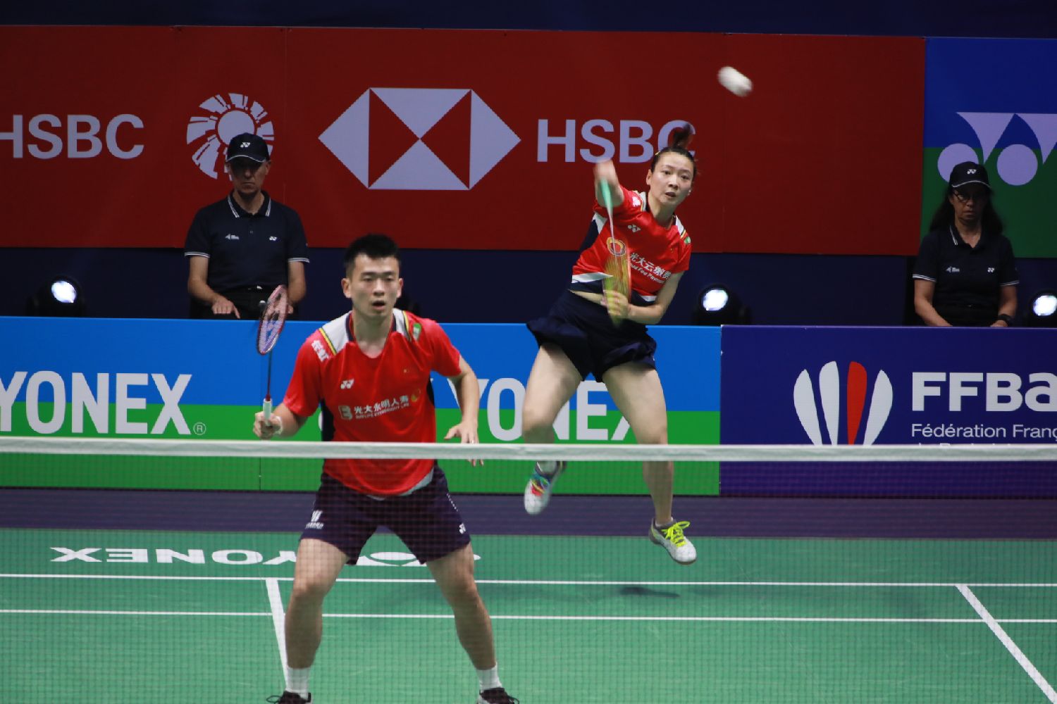 爱游戏2026-法国队翻盘日本队，郑思维高光表现