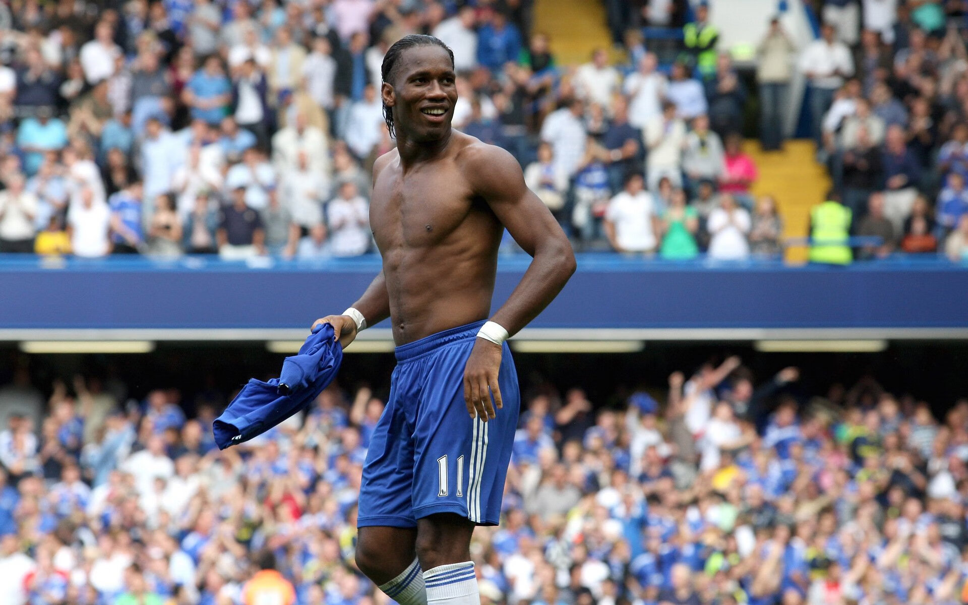 班凯罗完成自我救赎，骑士斩落马刺，当救赎成为一场集体仪式